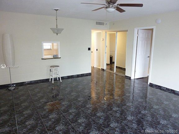 3rd image of 3601 NE 170th St APT 304