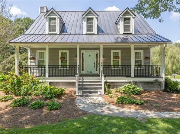 9416 Deer Path Ln, Kernersville, NC 27284
