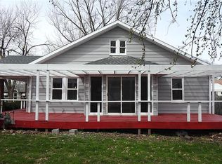 515 S Hardy Ave, Independence, MO 64053