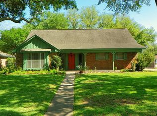 1733 Avenue R, Rosenberg, TX 77471