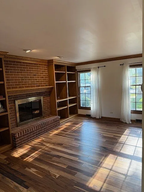 4 bed, 2.5 bath, 2600 sqft, $4,100 — Photo 4