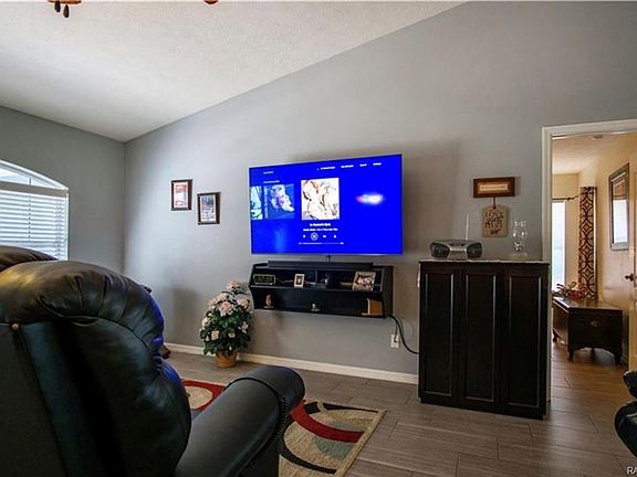 5th image of 3549 W Cypress Dr