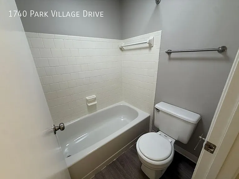 1740 Park Village Dr — Photo 15