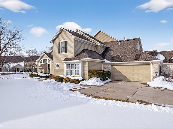 3rd image of 5734 Spruce Knoll Ct