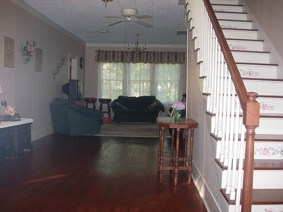 living room ~ as you enter