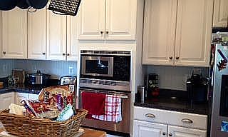 All Stainess Steel Appliances and Upgraded cabinets! 