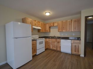 615 S 8th St APT 12, Deepwater, MO 64740