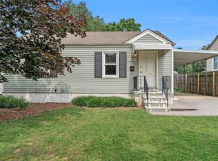 2735 Hawson Dr, Saint Louis, MO 63125