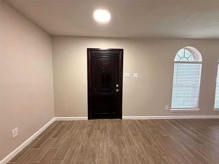 4406 Eaglewood Trail Dr — Photo 4