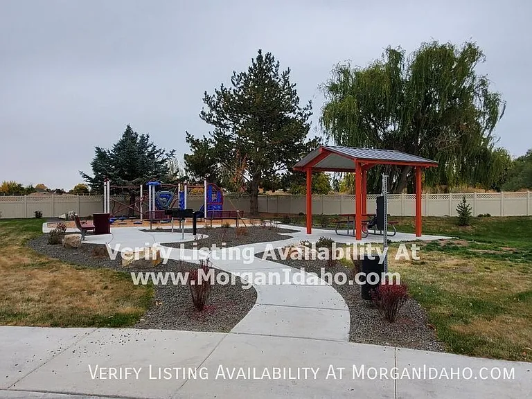 376 N Tessa Ln — Photo 18
