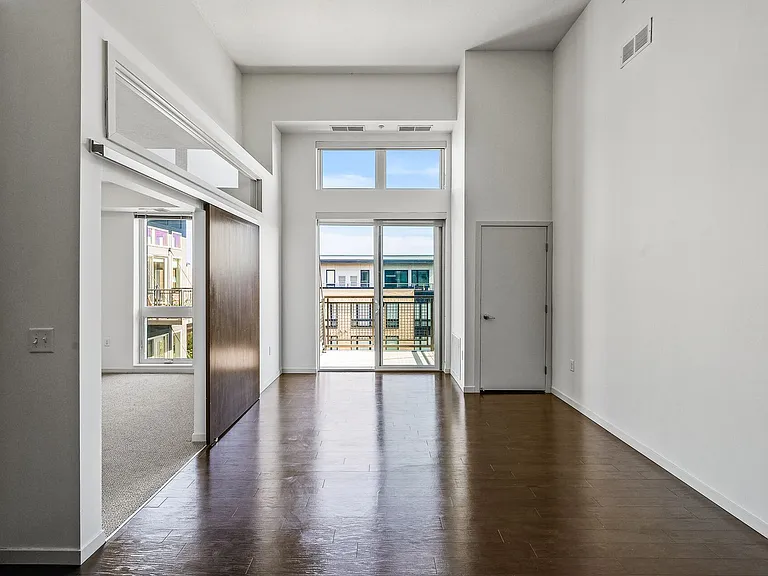The Flats at West End — Photo 64
