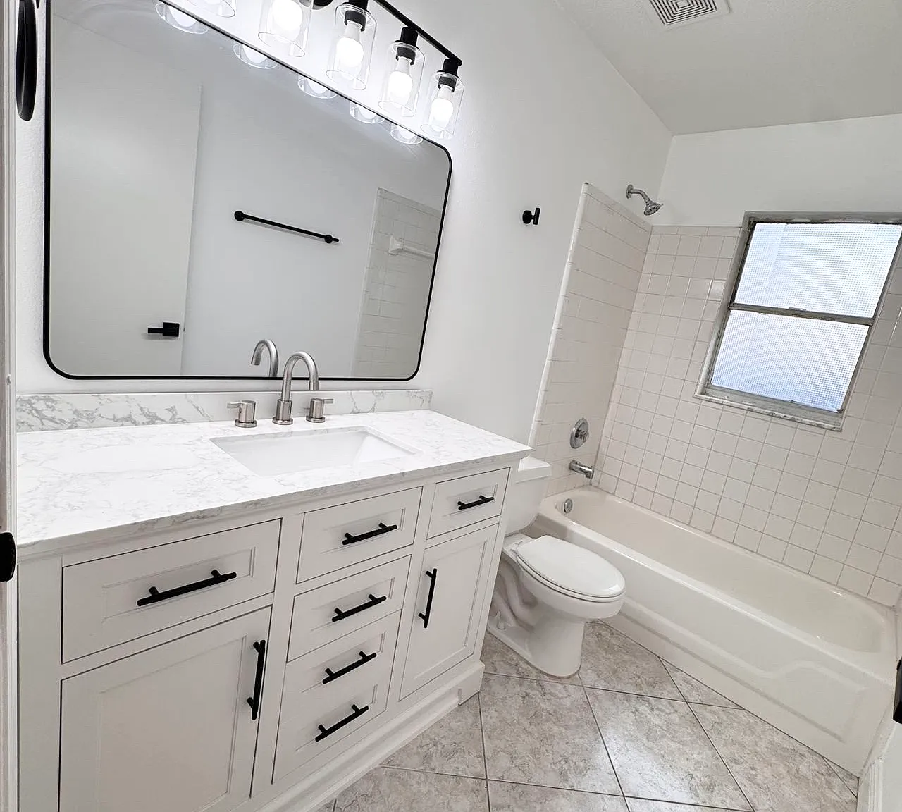 4 bed, 1158 sqft, $2,145 — Photo 1