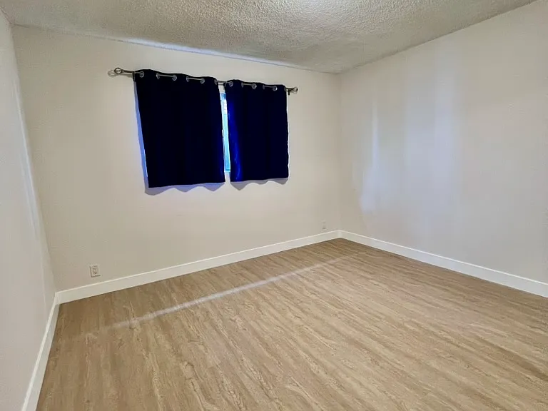 726 N Alfred St #6 — Photo 6
