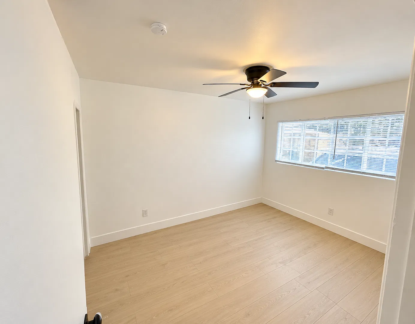 1023 Osage Ave — Photo 3