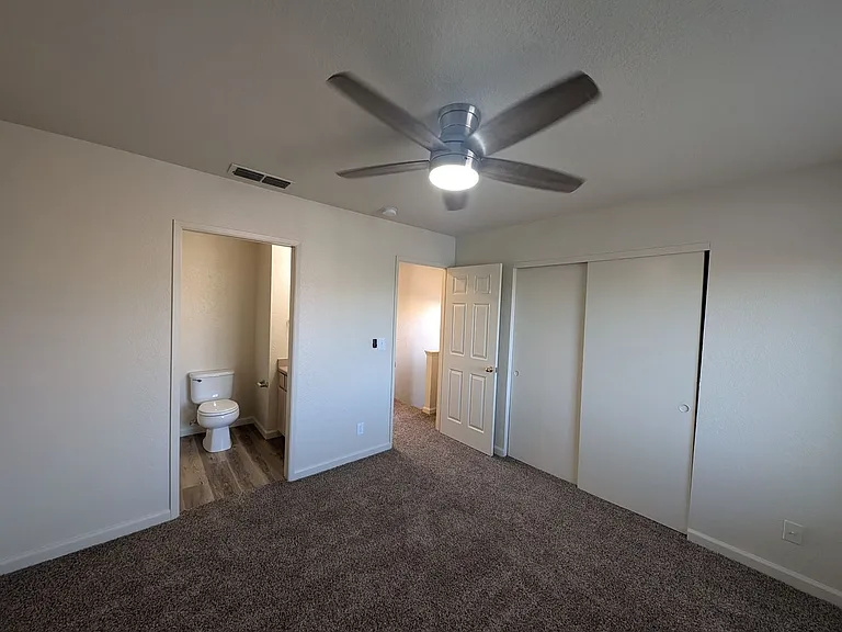 1023 Burton Dr — Photo 9