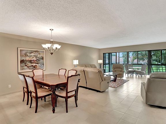 4th image of 5659 Fairway Park Drive #201