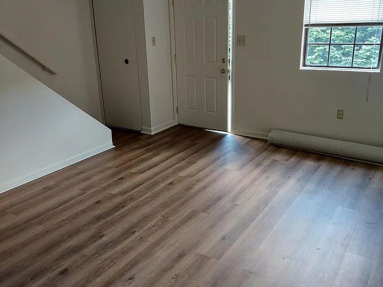 4 Country Meadow Ln — Photo 4