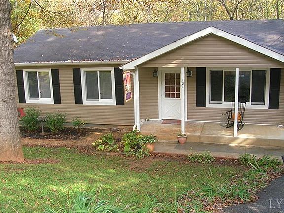 2nd image of 104 Oak Knob Dr