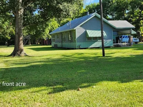 3006 Massey Tompkins Rd, Baytown, TX 77521