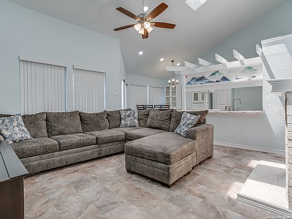 5th image of 8633 Datapoint Dr #240