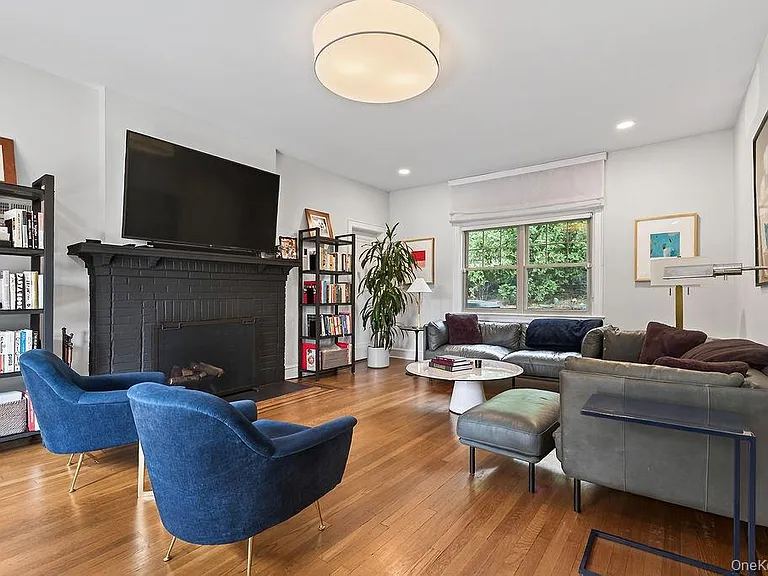 33 Lynwood Rd — Photo 4