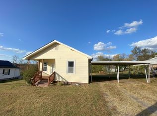 1251 Upper Valley Falls Rd, Boiling Springs, SC 29316