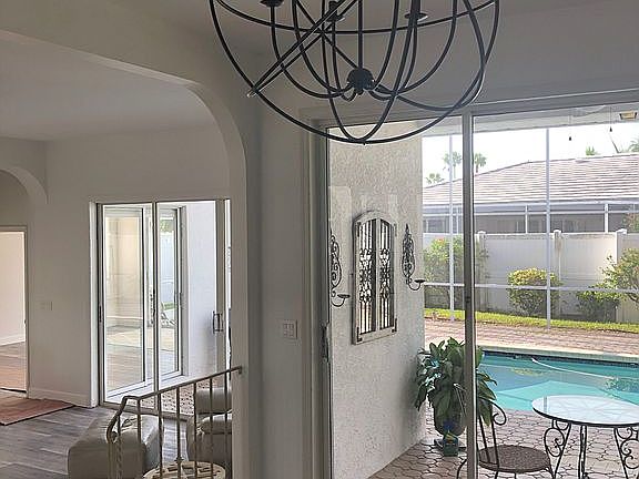 5th image of 4814 61st Avenue Dr W