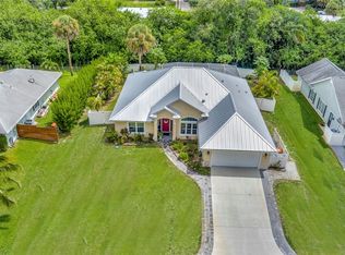 430 29th Ct SW, Vero Beach, FL 32968