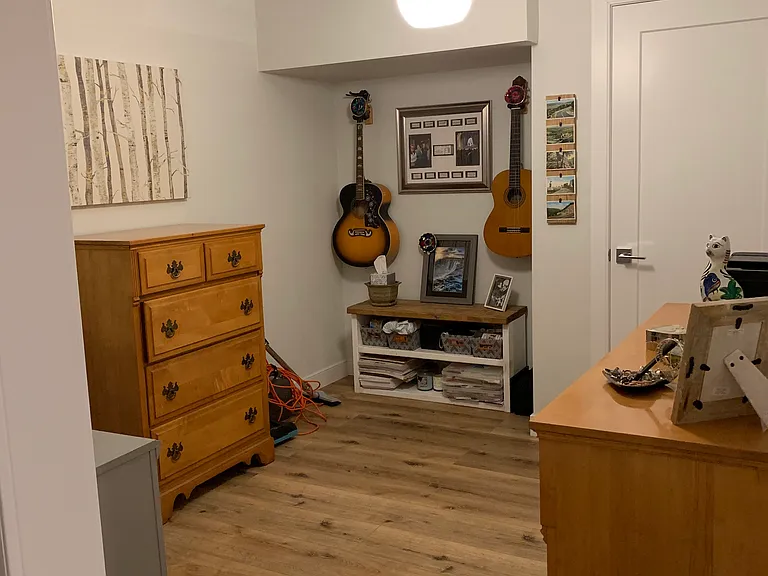 715 Emerson St NW — Photo 8
