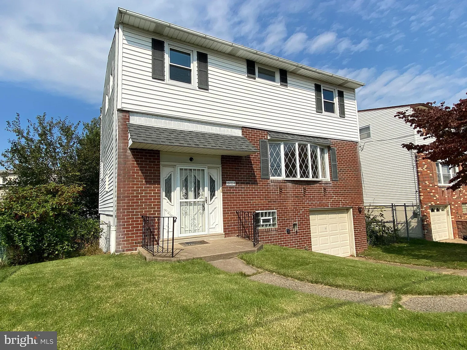 10104 Wilbur St photo 1