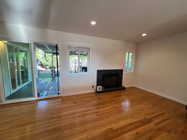 150 Casper St, Milpitas, CA 95035