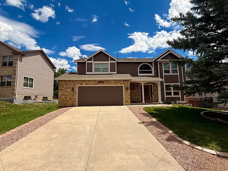 15425 Holbein Dr — Photo 1