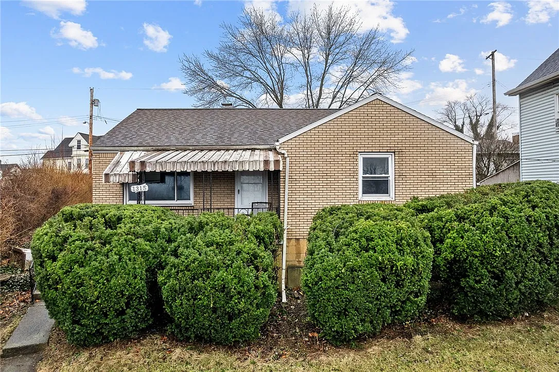 1315 Greensburg Pike photo 1