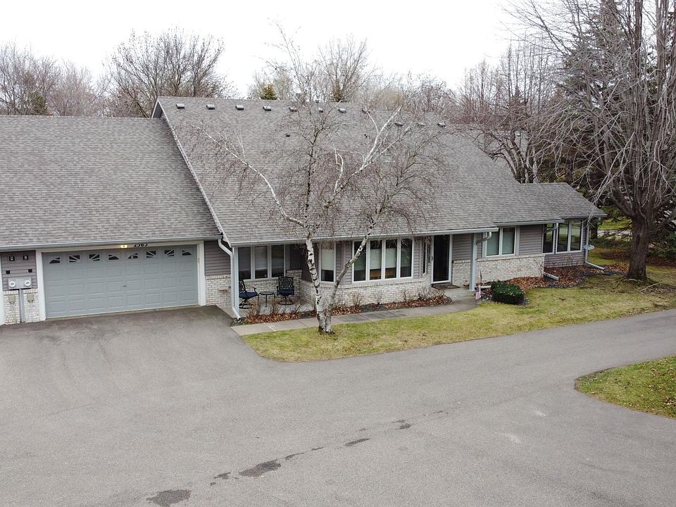 1st image of 2563 Sumac Cir