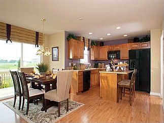 4th image of 13036 Cullerton Dr