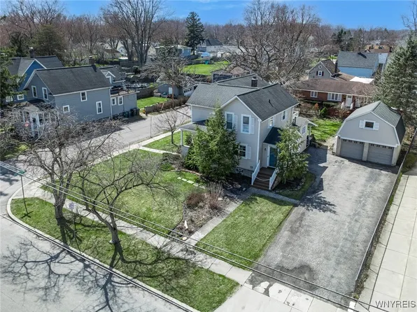 482 Old Falls Blvd, North Tonawanda, NY 14120