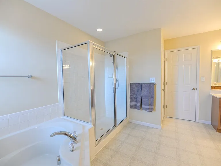 4222 Lighthouse Ln — Photo 12