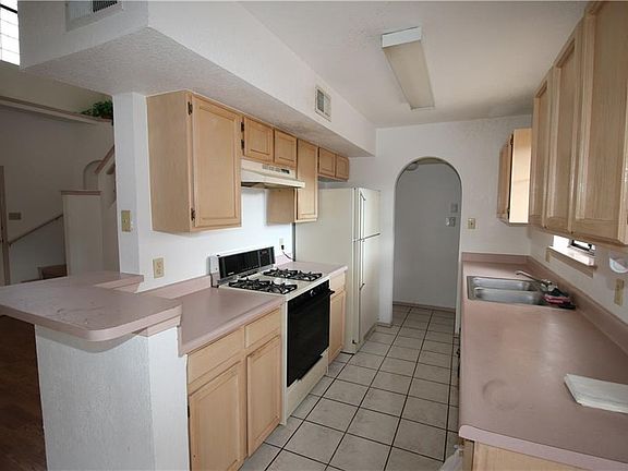 2nd image of 11025 Loma Grande Dr