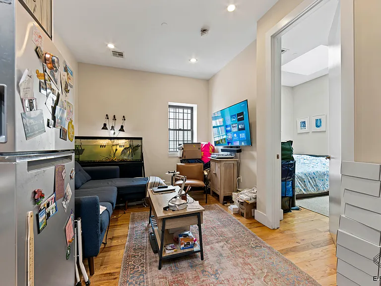 115 Roebling St #3 — Photo 4