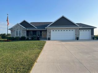 110 Timber Trl, Anna, OH 45302