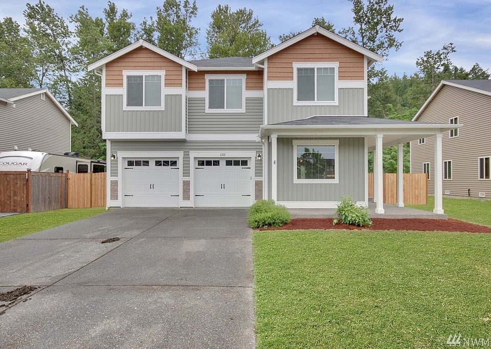 1st image of 1312 Daffodil Ave NE