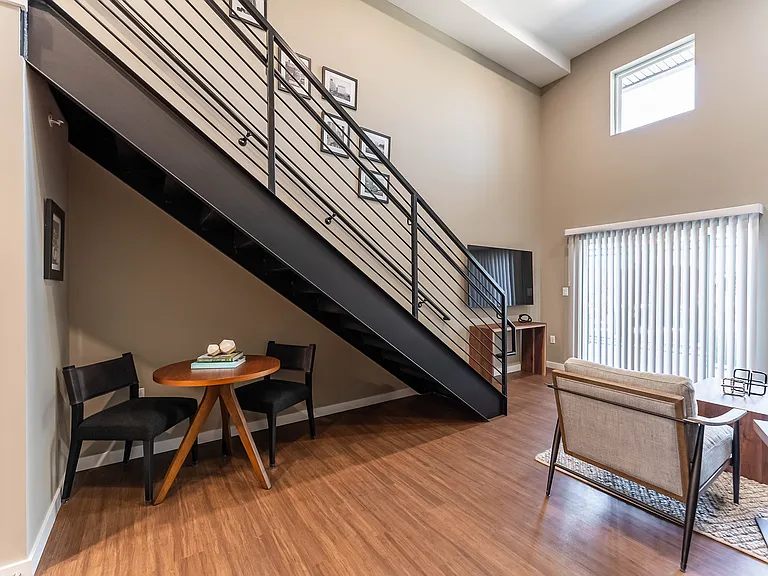 1364 E Battlefield Rd — Photo 101