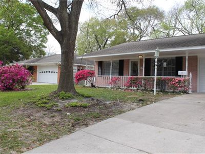 1302 Narcille St, Baytown, TX, 77520