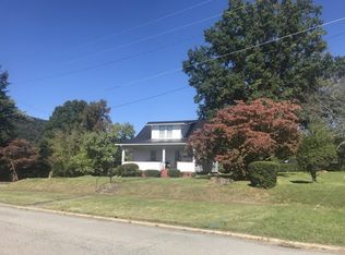 229 4th St, Erwin, TN 37650