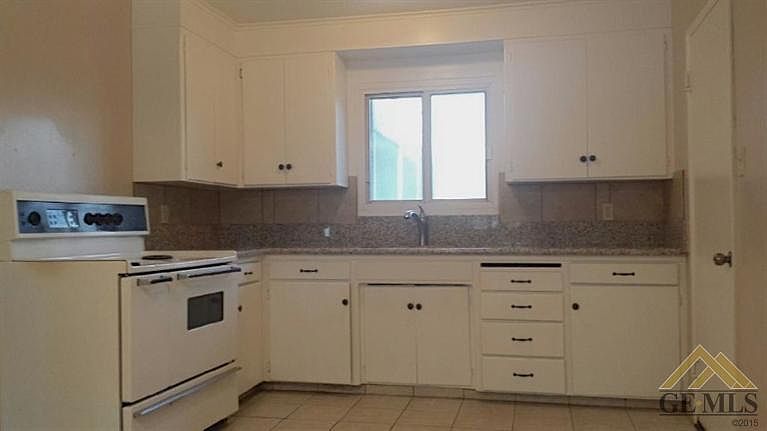 2nd image of 4809 E Simpson Ave
