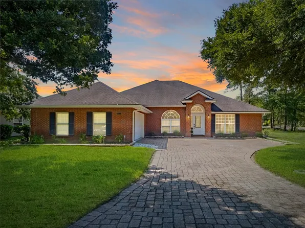 158 Majestic Oaks Dr, Brunswick, GA 31523