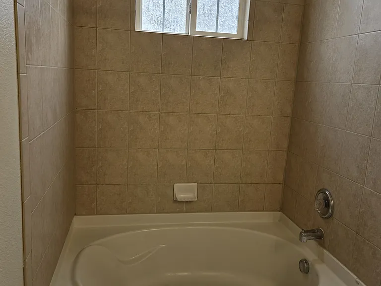 1575 Olympia Cir #205 — Photo 22