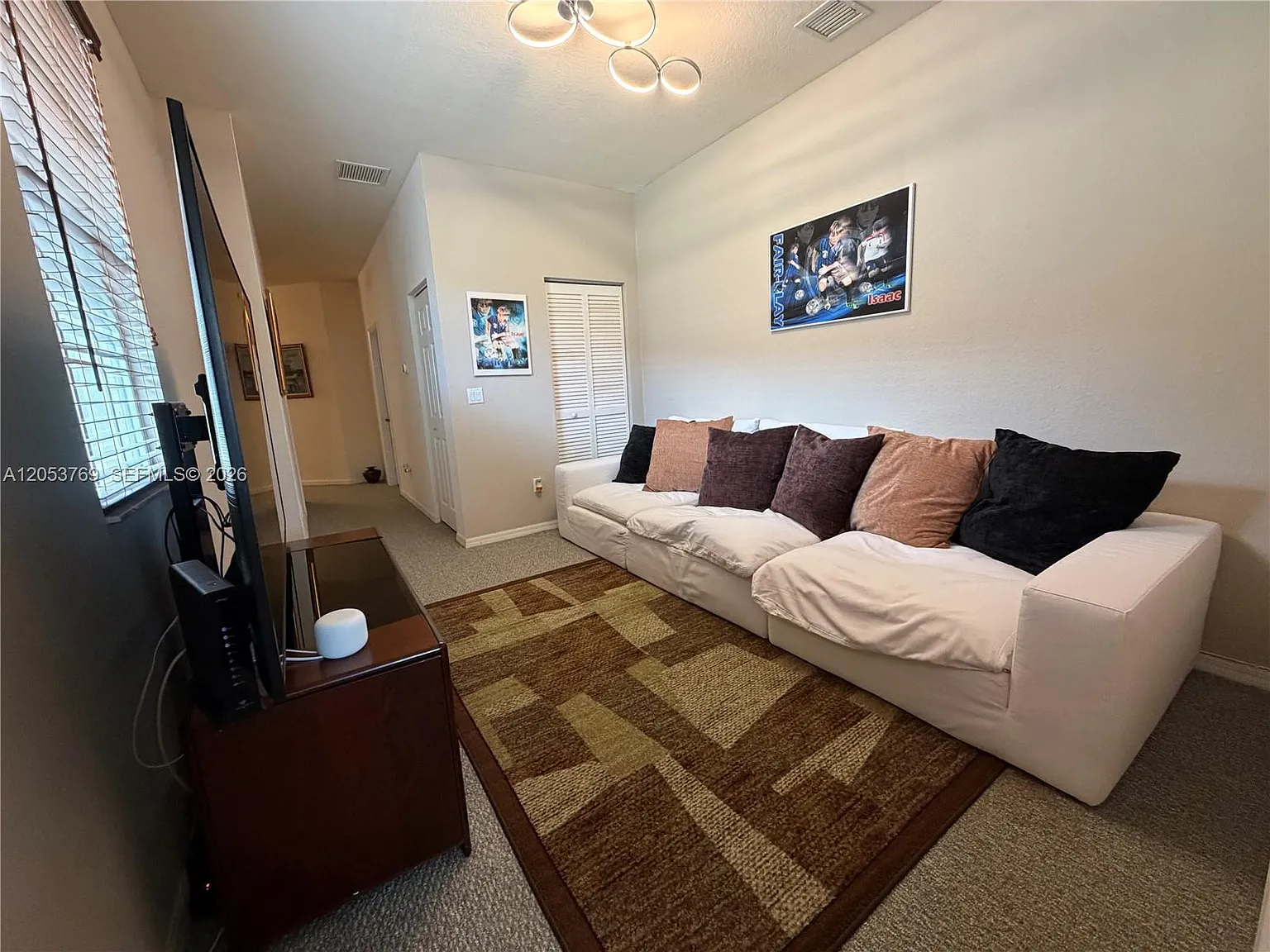 Hampton Hills Condo — Photo 2
