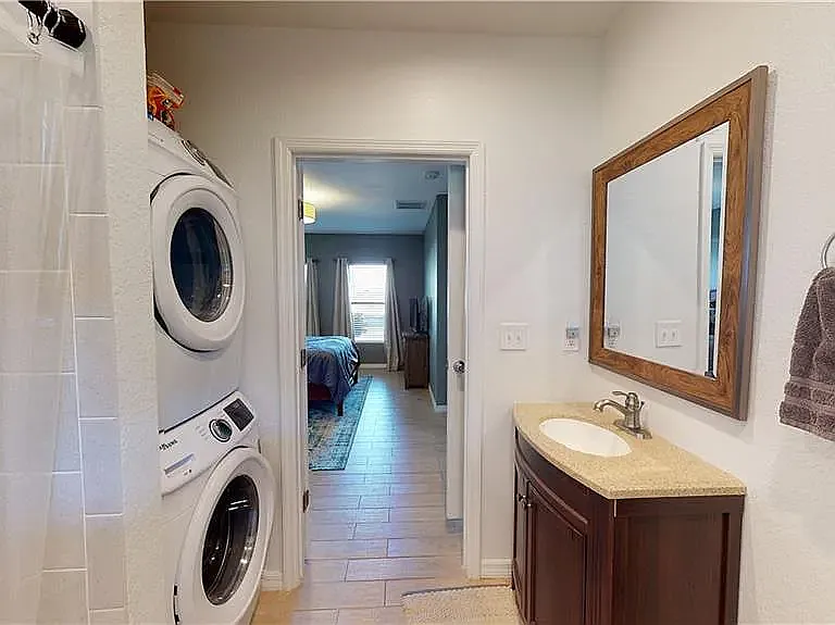 3314 W Swann Ave — Photo 9