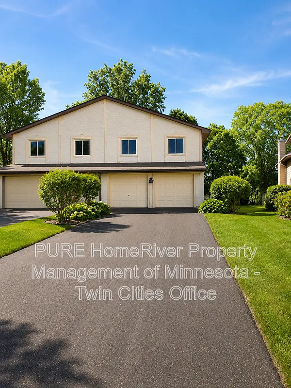 3 bed, 2.0 bath, 1570 sqft, $2,424 — Photo 1